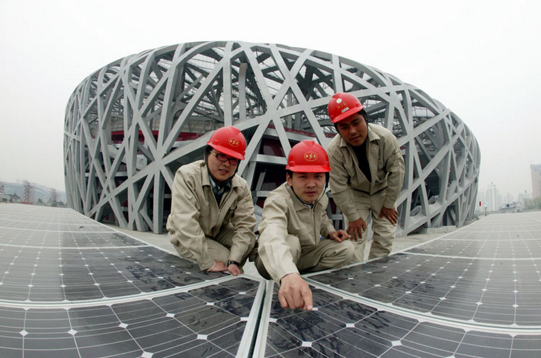 Chinese Solar Manufacturers Dominate Market in 2015